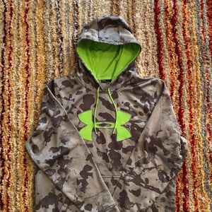 L/G Under Armour Hoodie